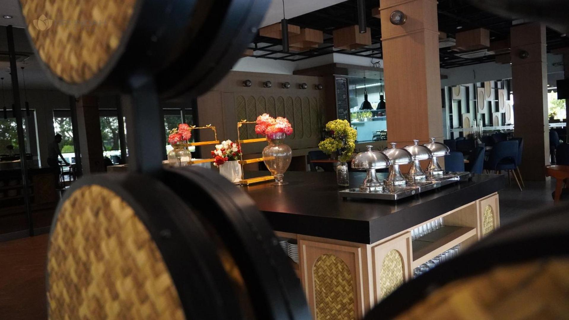 Opi Indah Hotel Palembang Exterior foto